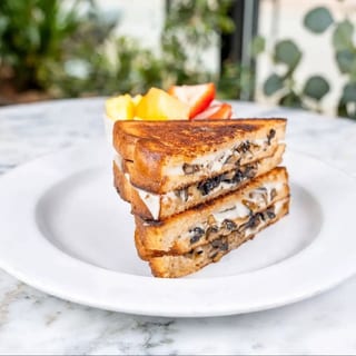 SUPREME GRILL CHEESE