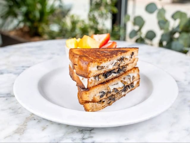 Supreme Grill Cheese.